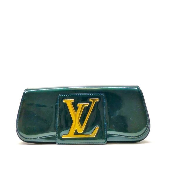 Louis Vuitton Handbags - Auth Louis Vuitton Petroleum Green Vernis Patent Monogram Pochette SoBe Clutch